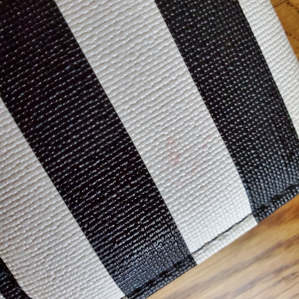 KUT From the Kloth Wallet. - Picture 4 of 10